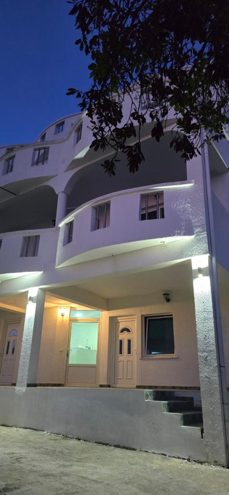 Villa Miki Utjeha Ngoại thất bức ảnh